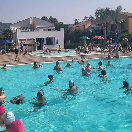 Al Villaggio 101 Pini Apartment *