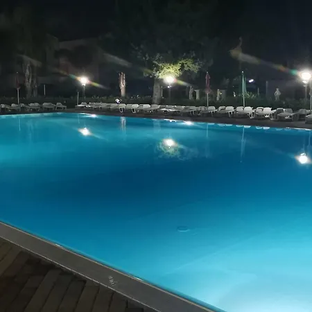 Al Villaggio 101 Pini Apartment