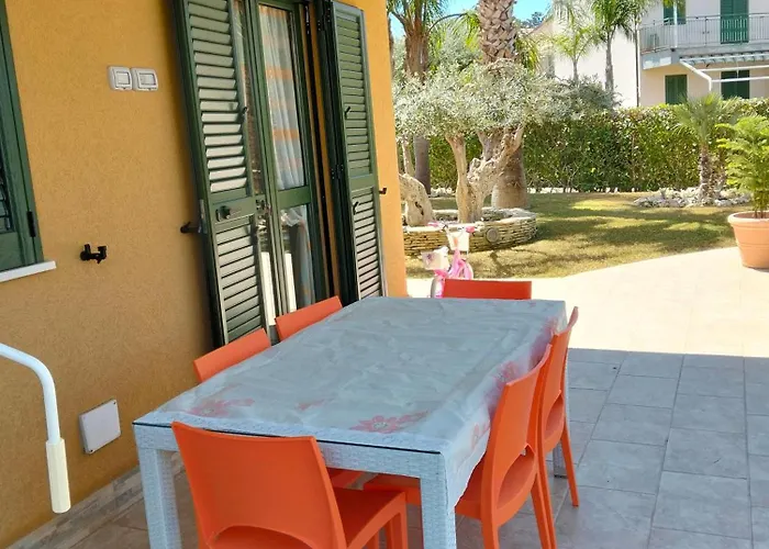 Al Villaggio 101 Pini Apartment *